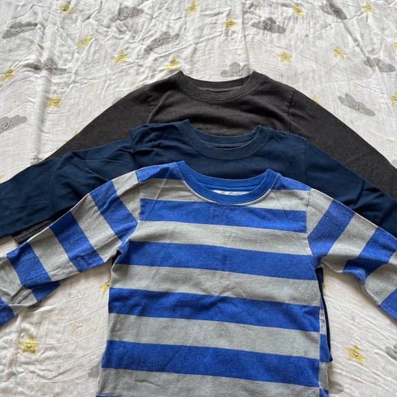 9 toddler boy long sleeve shirts size 2T - Picture 8 of 8